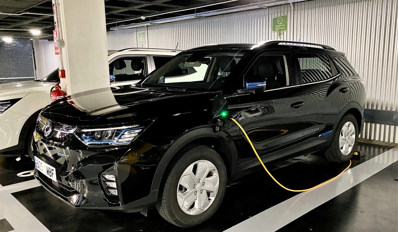 Ssangyong Korando e-Motion / A.M.