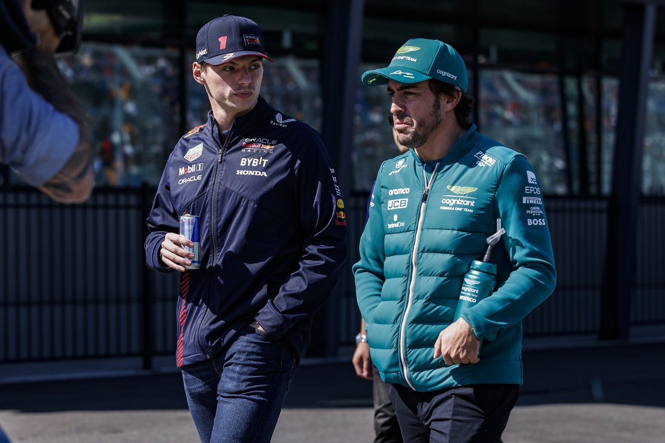 Verstappen y Alonso, en Australia / XAVI BONILLA / EUROPA PRESS Verstappen y Alonso, en Australia / XAVI BONILLA / EUROPA PRESS