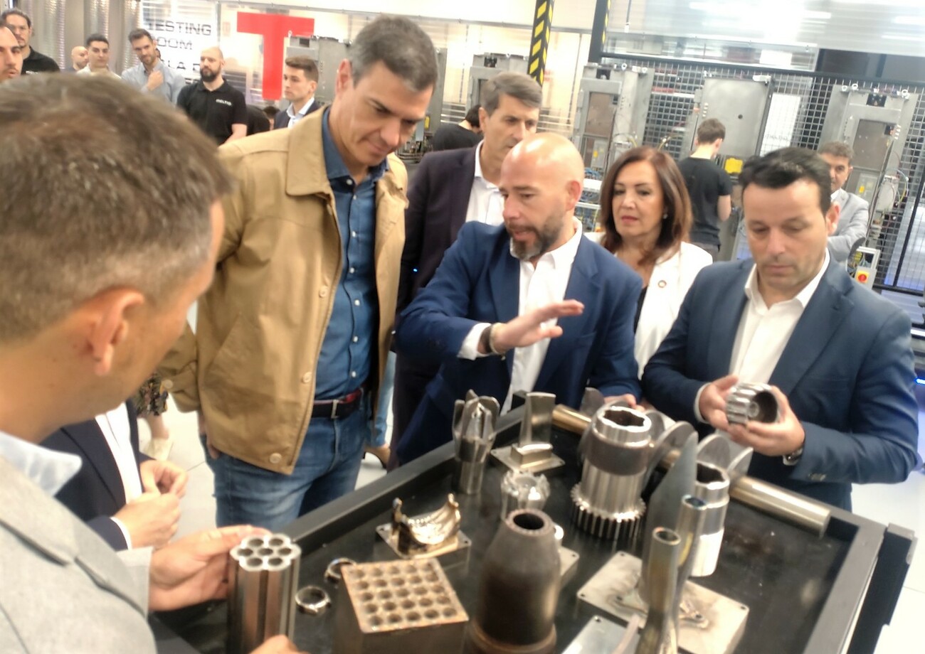 Pedro Sánchez con Ángel Llavero en Meltio