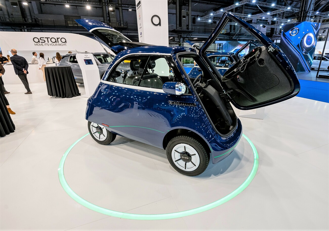 Microlino en el estand de Astara en Automobile Barcelona