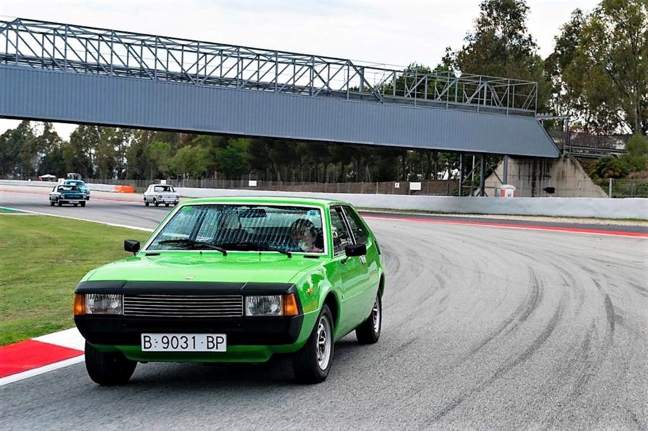 Espíritu de Montjuïc al volante de dos Seat históricos