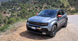 Jeep Avenger eléctrico, en la prueba de Coche Global / T.F. Jeep Avenger eléctrico, en la prueba de Coche Global / T.F.