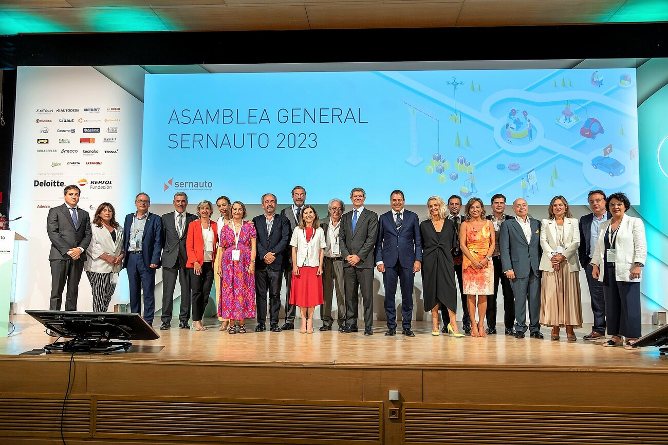 Nueva junta directiva de Sernauto