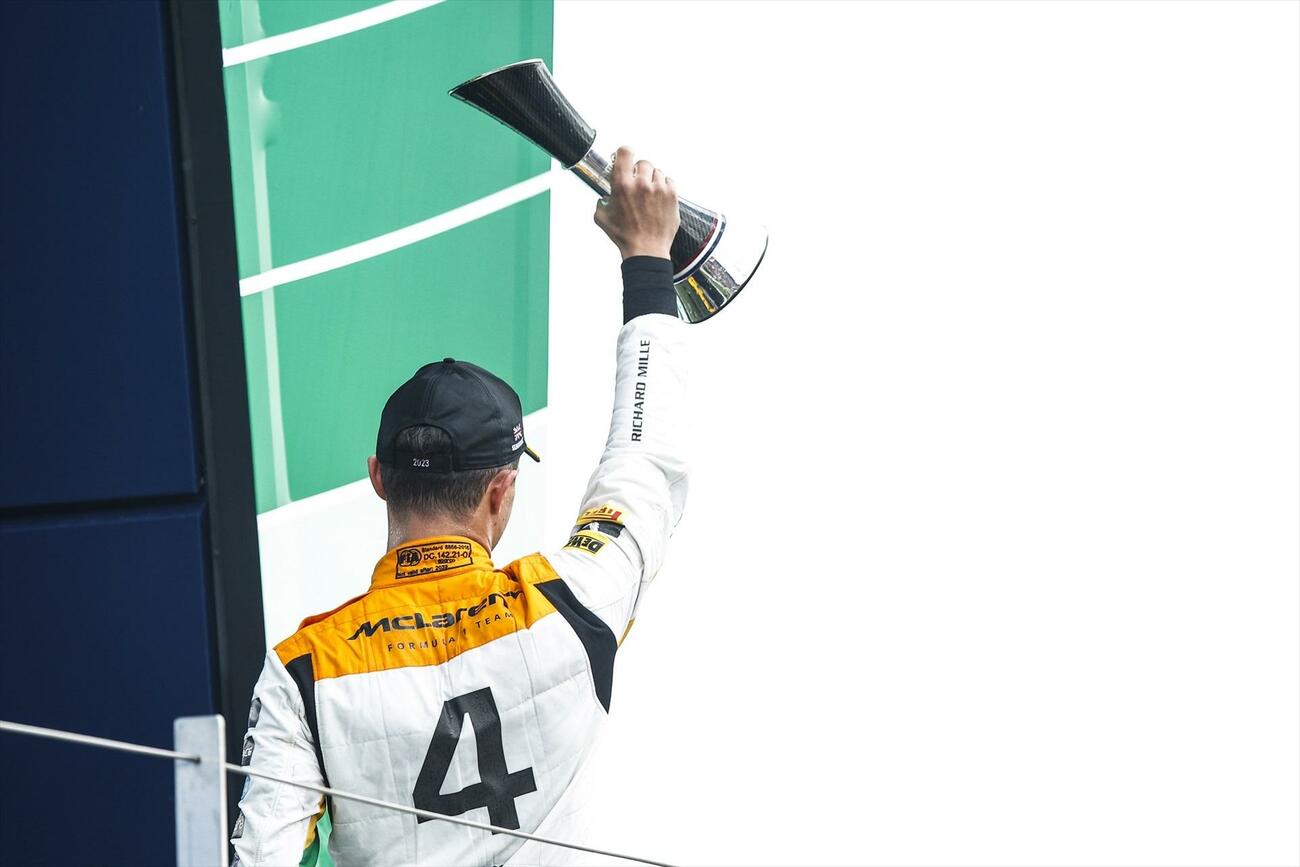 Norris celebra su segundo puesto en Silverstone / XAVI BONILLA / EUROPA PRESS