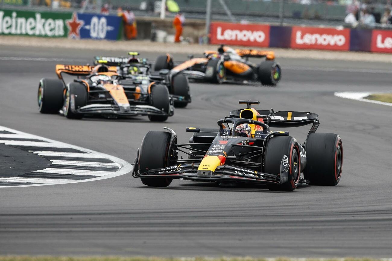 Verstsappen encabeza el GP de Gran Bretaña Verstsappen encabeza el GP de Gran Bretaña