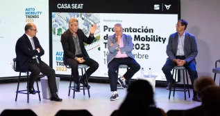 Mesa de mercado en Auto Mobility Trends 2023 / SIMÓN SÁNCHEZ