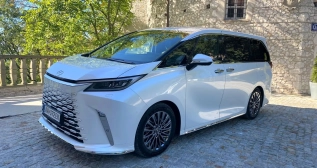 Aspecto de Lexus LM Aspecto de Lexus LM