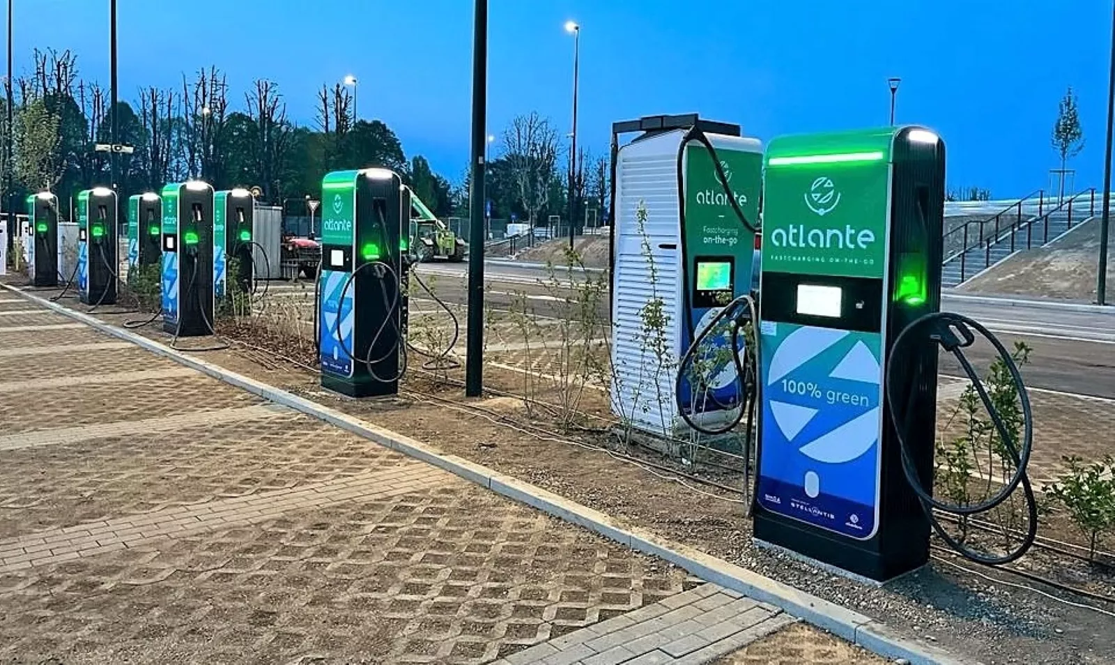 Punto de carga de eléctricos de Wallbox para Atlante