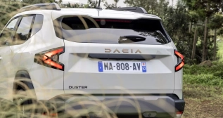 Parte trasera del nuevo Dacia Duster Parte trasera del nuevo Dacia Duster