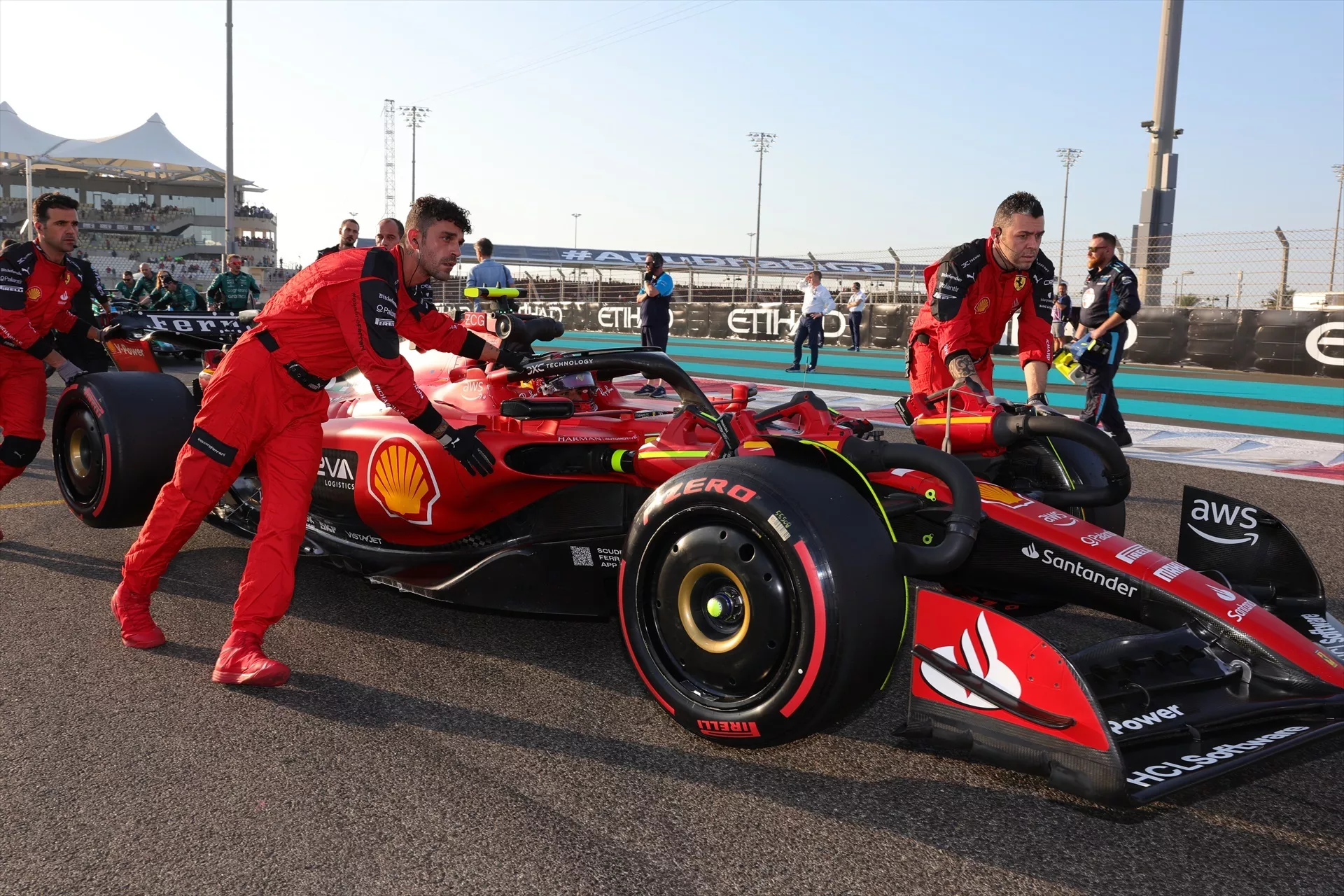 Carlos Sainz en Abu Dabi / EUROPA PRESS