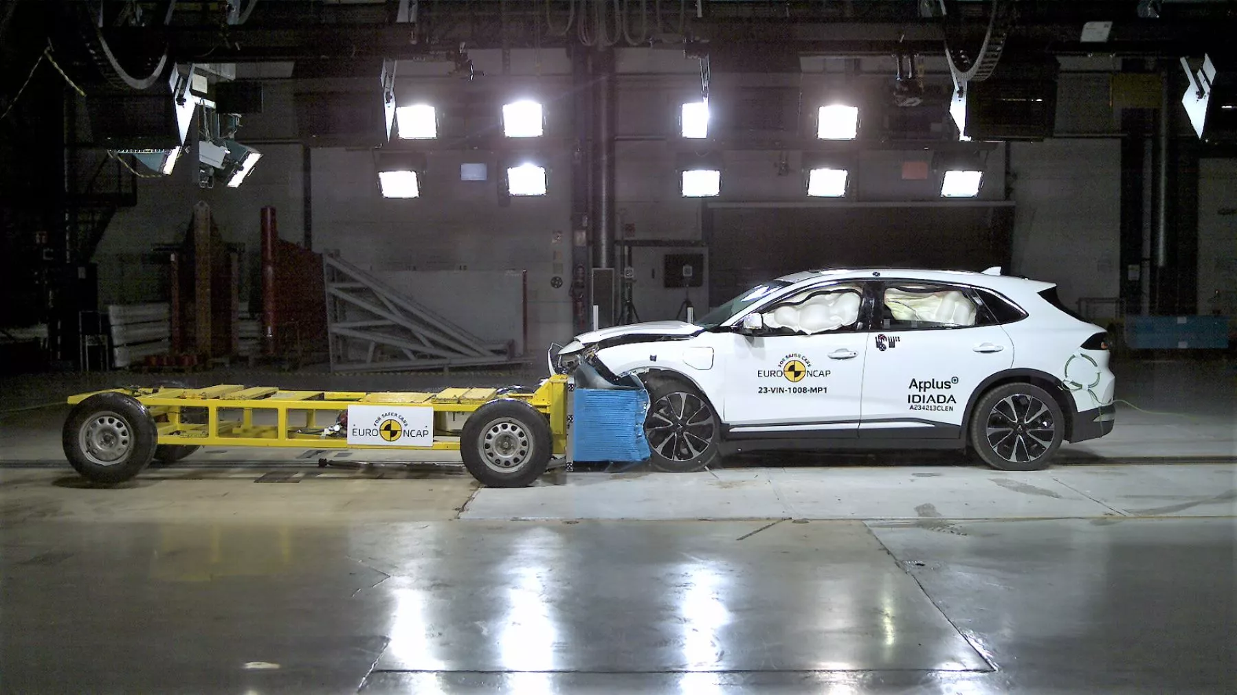 Prueba de choque de VinFast VF8 / EURO NCAP