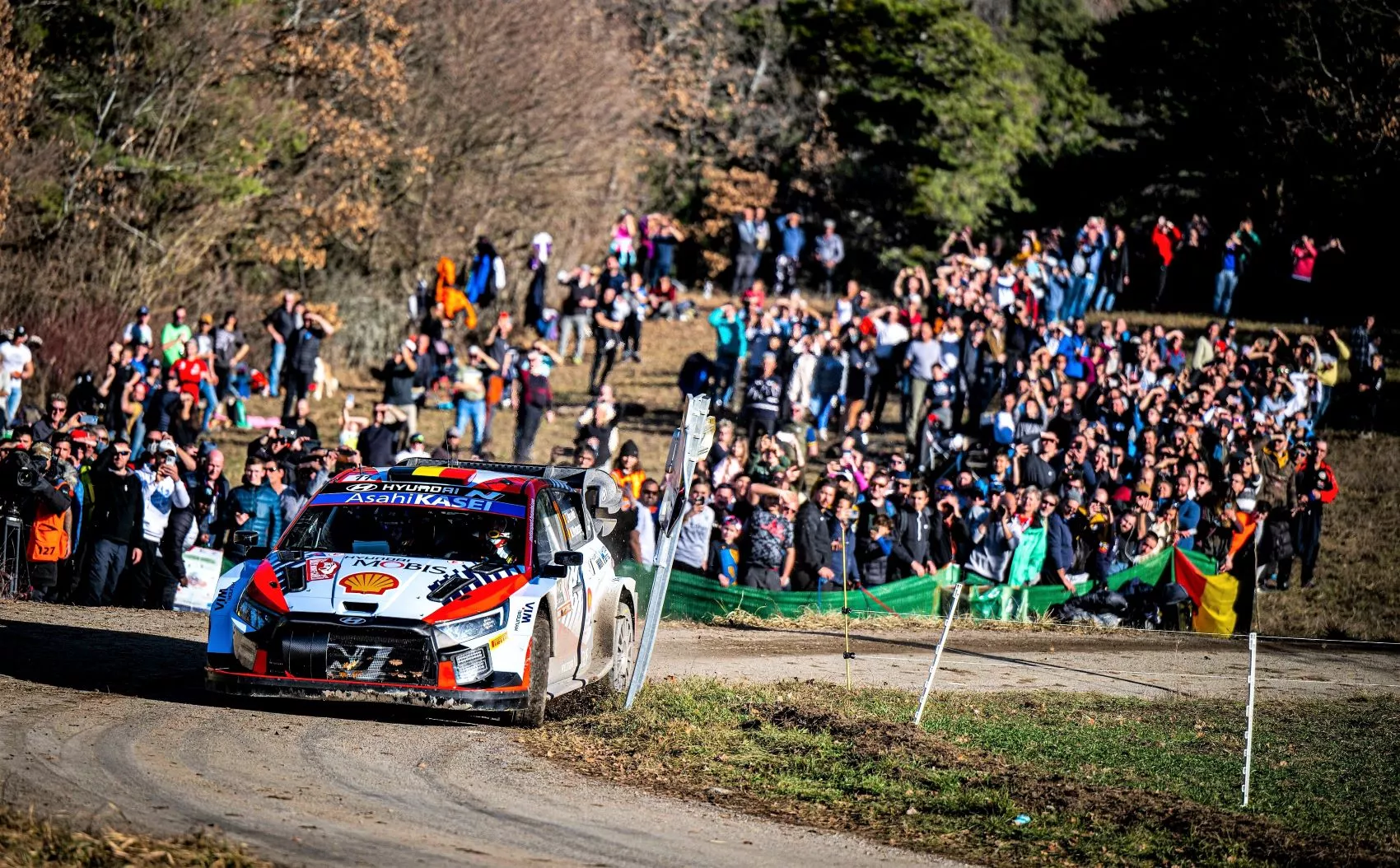 Neuville en el Rally de Montecarlo / @World / Red Bull Content Pool