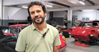 Joan Egui, responsable del taller Julià de Porsche clásicos