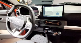 Interior del nuevo Dacia Spring / T.F.