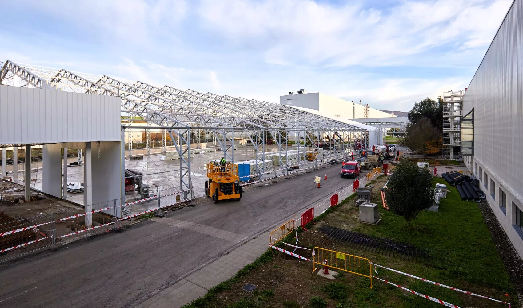 Obras de ampliación de la fábrica de Volkswagen de Navarra / VW Obras de ampliación de la fábrica de Volkswagen de Navarra / VW