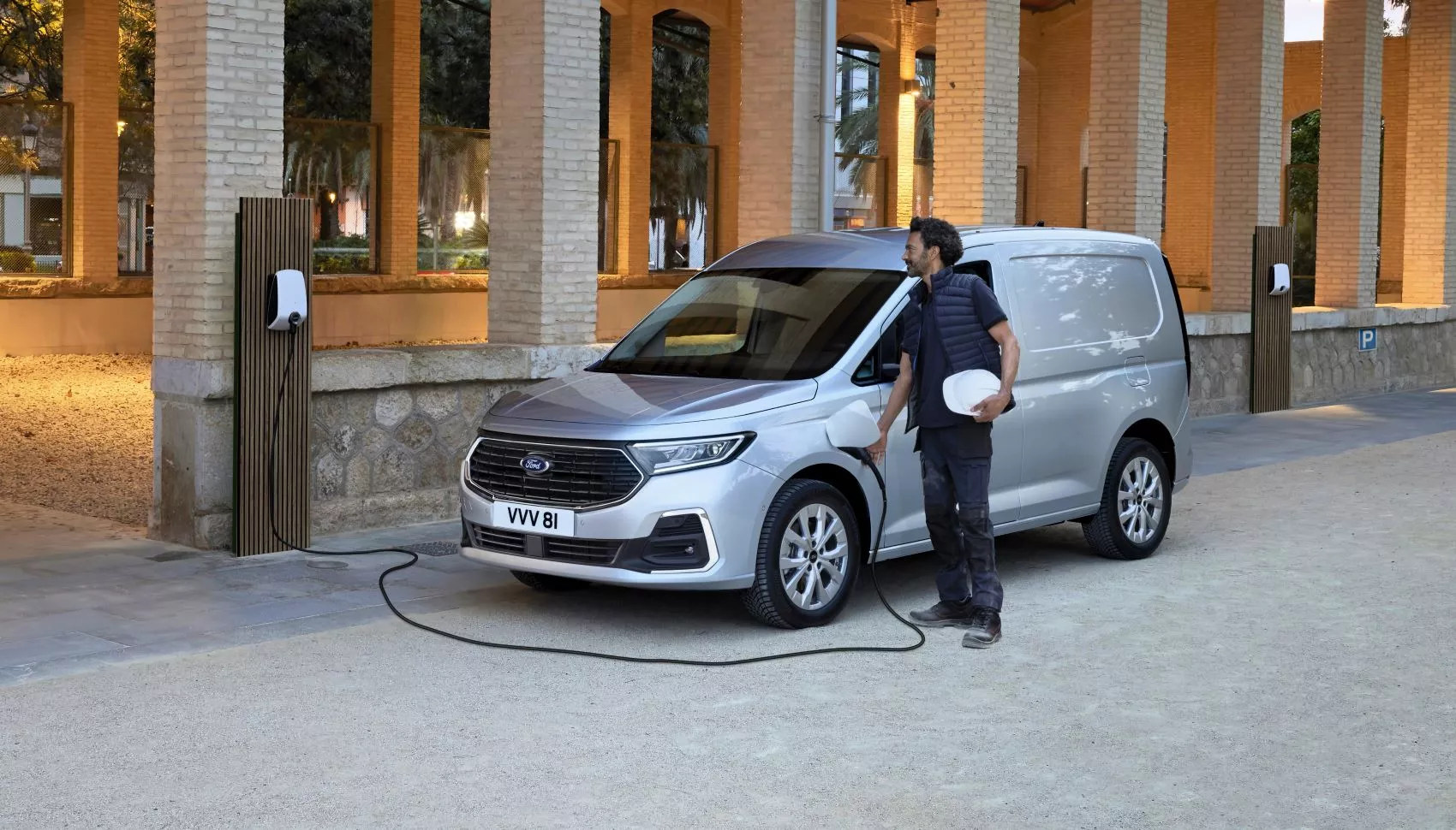 Nueva Ford Transit Connect PHEV