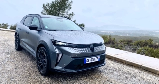 Frontal del nuevo Renault Scenic eléctrico / A.M.