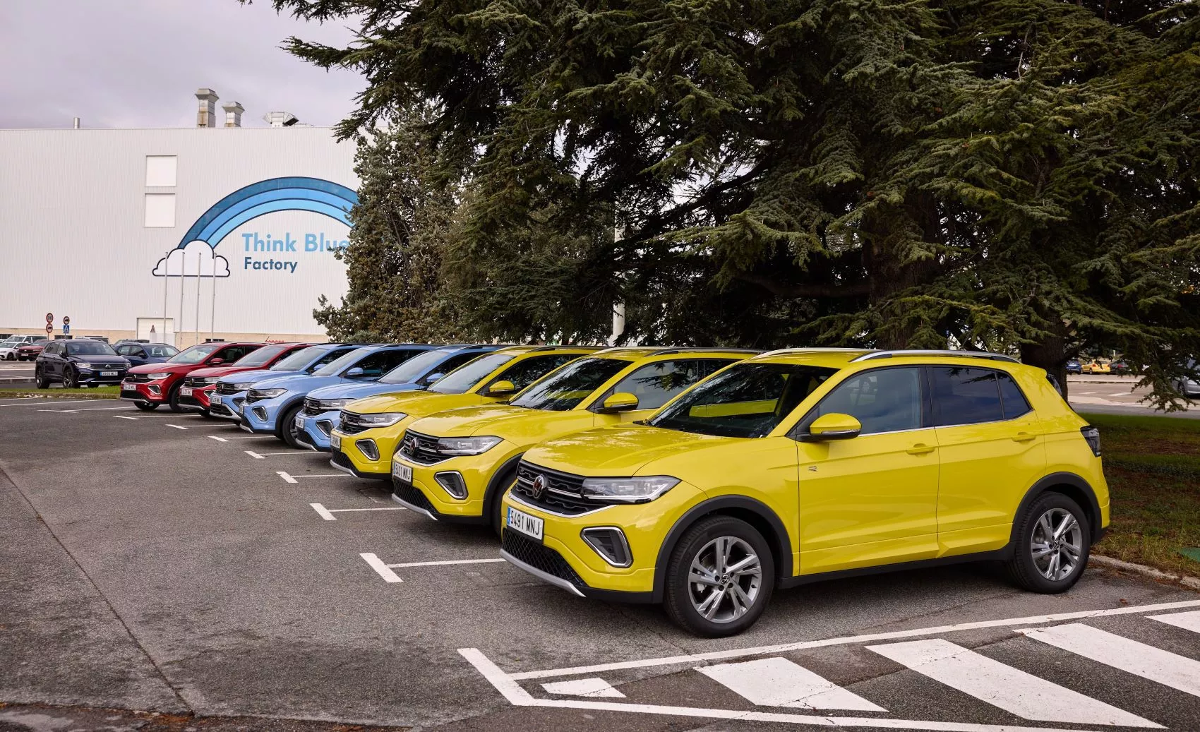 El nuevo Volkswagen T Cross en la planta de Navarra / VW