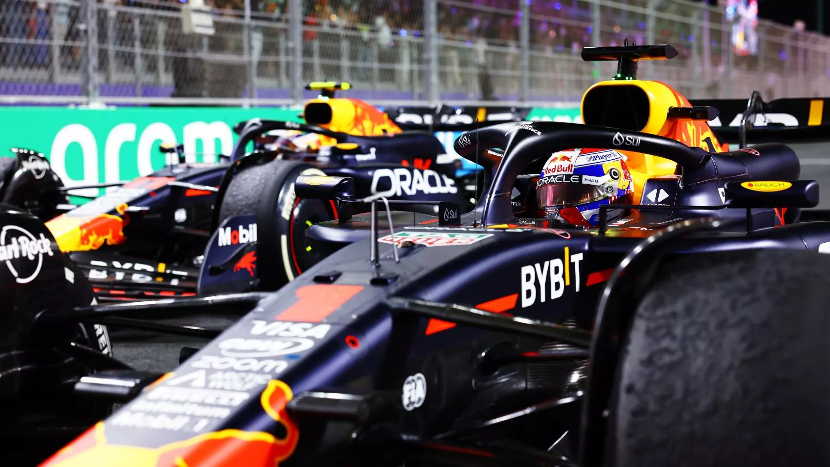 Los dos Red Bul de Verstappen y Pérez en Arabia / RED BULL