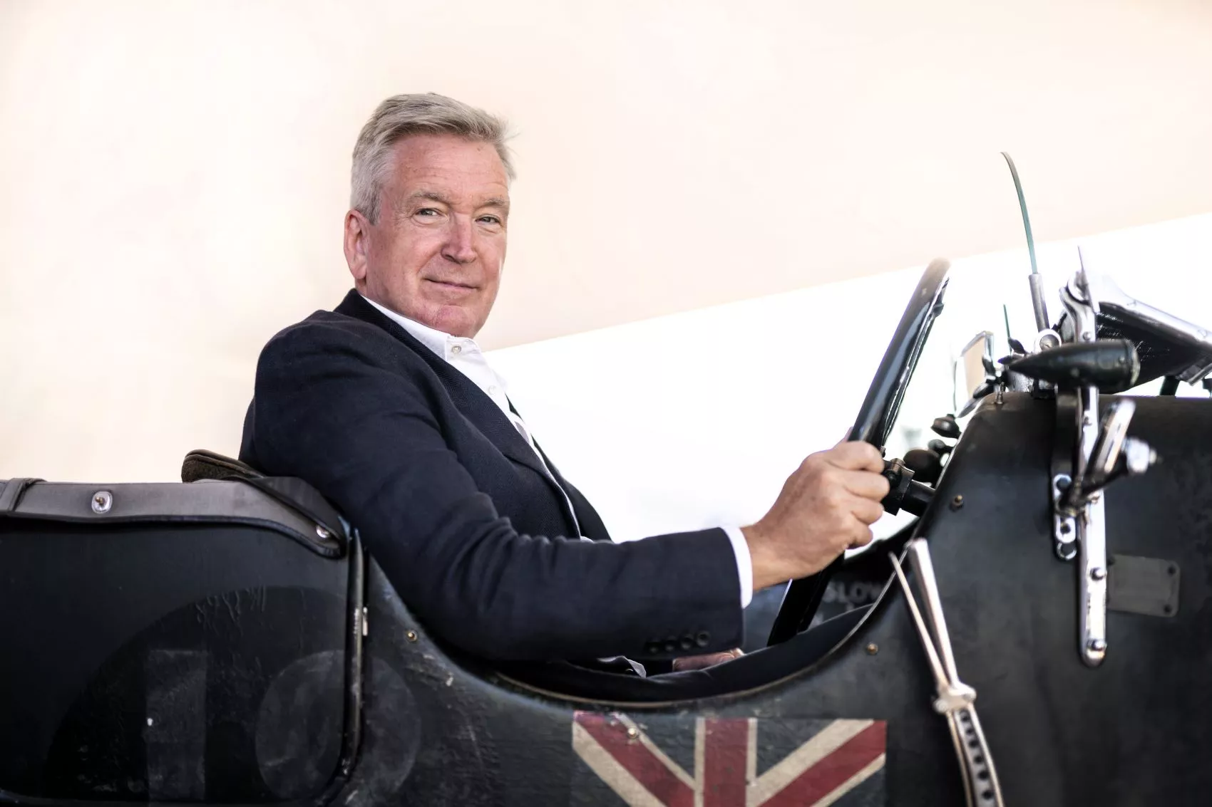 Adrian Hallmark, CEO de Bentley y nuevo CEO de Aston Martin Adrian Hallmark, CEO de Bentley y nuevo CEO de Aston Martin