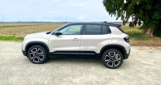 Aspecto del nuevo Jeep Avenger híbrido