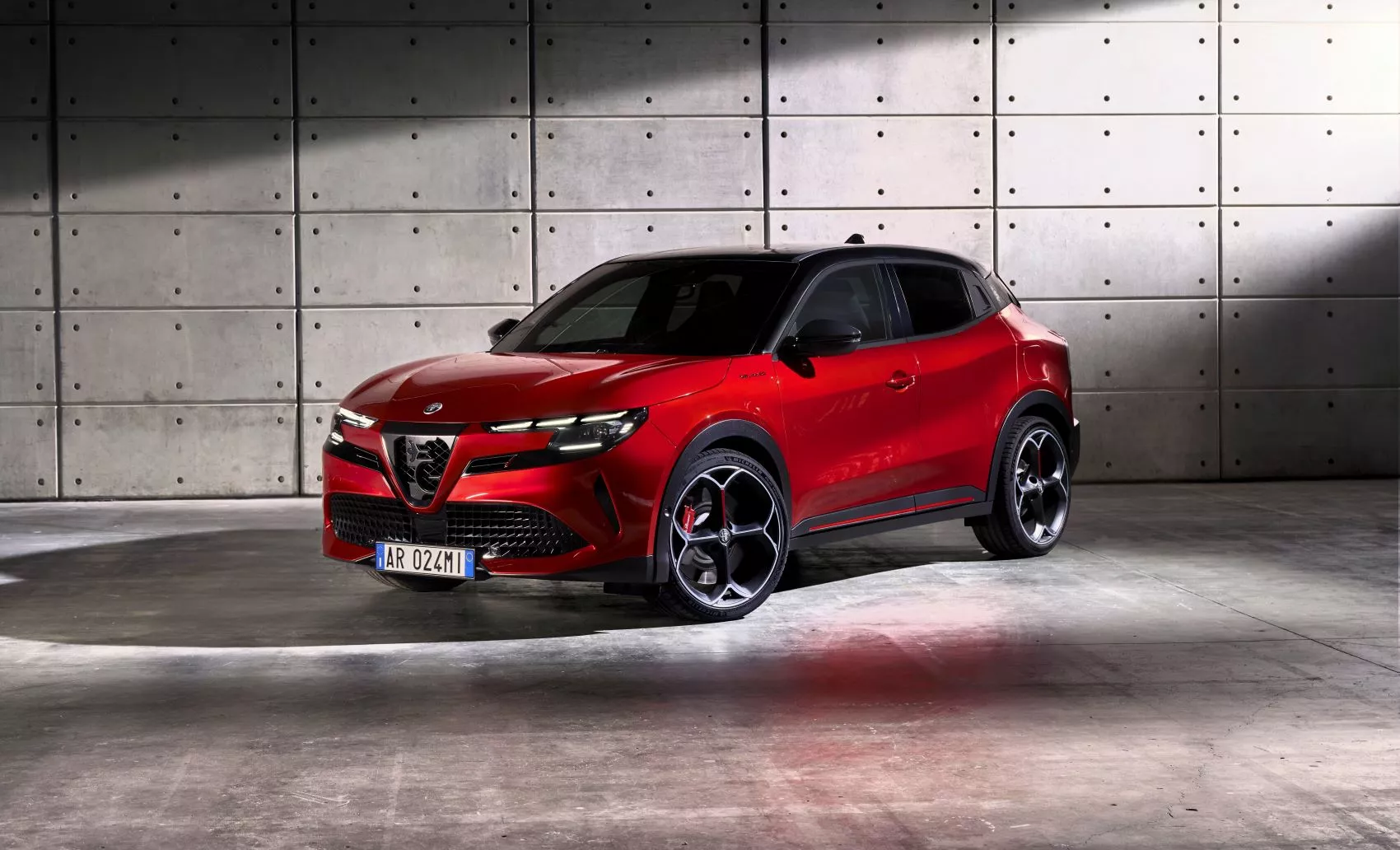 Nuevo Alfa Romeo Junior (antes Milano) / ALFA ROMEO Nuevo Alfa Romeo Junior (antes Milano) / ALFA ROMEO