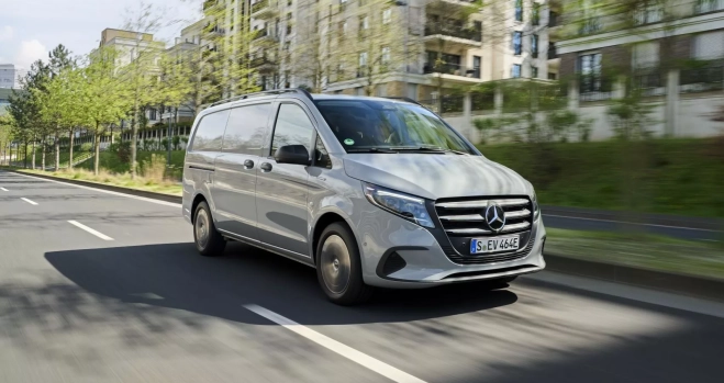 Así va la nueva Mercedes Vito, furgoneta versátil y deseada