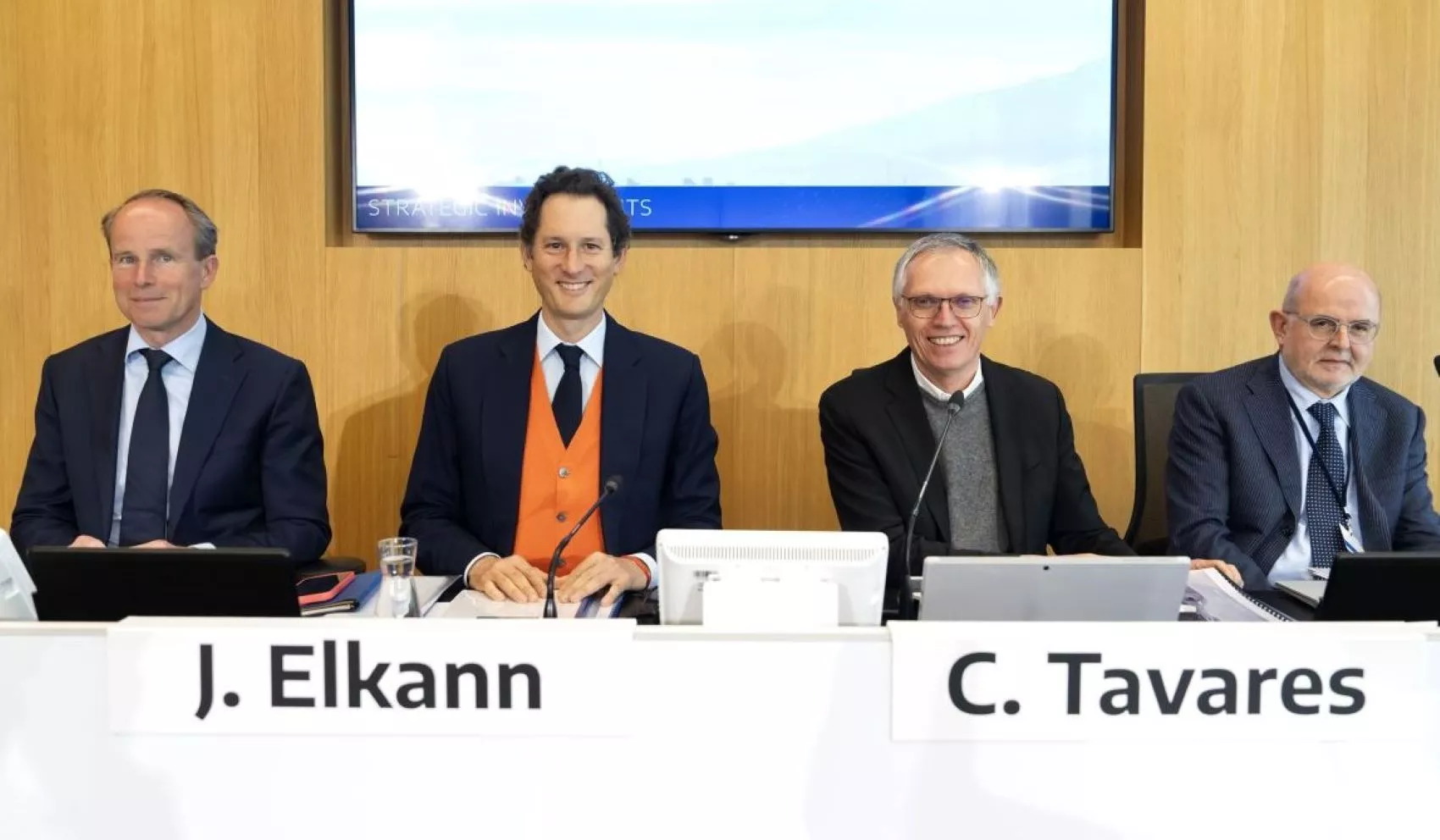 Carlos Tavares junto a John Elkann, presidente de Stellantis / STELLANTIS Carlos Tavares junto a John Elkann, presidente de Stellantis / STELLANTIS
