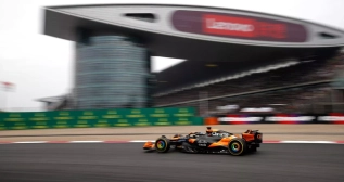 Lando Norris en el GP de F1 de China / X MCLAREN