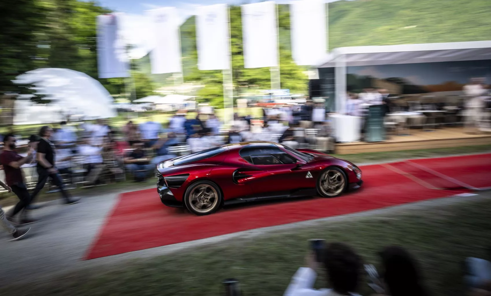 Alfa Romeo 33 Stradale en Villa d'Este