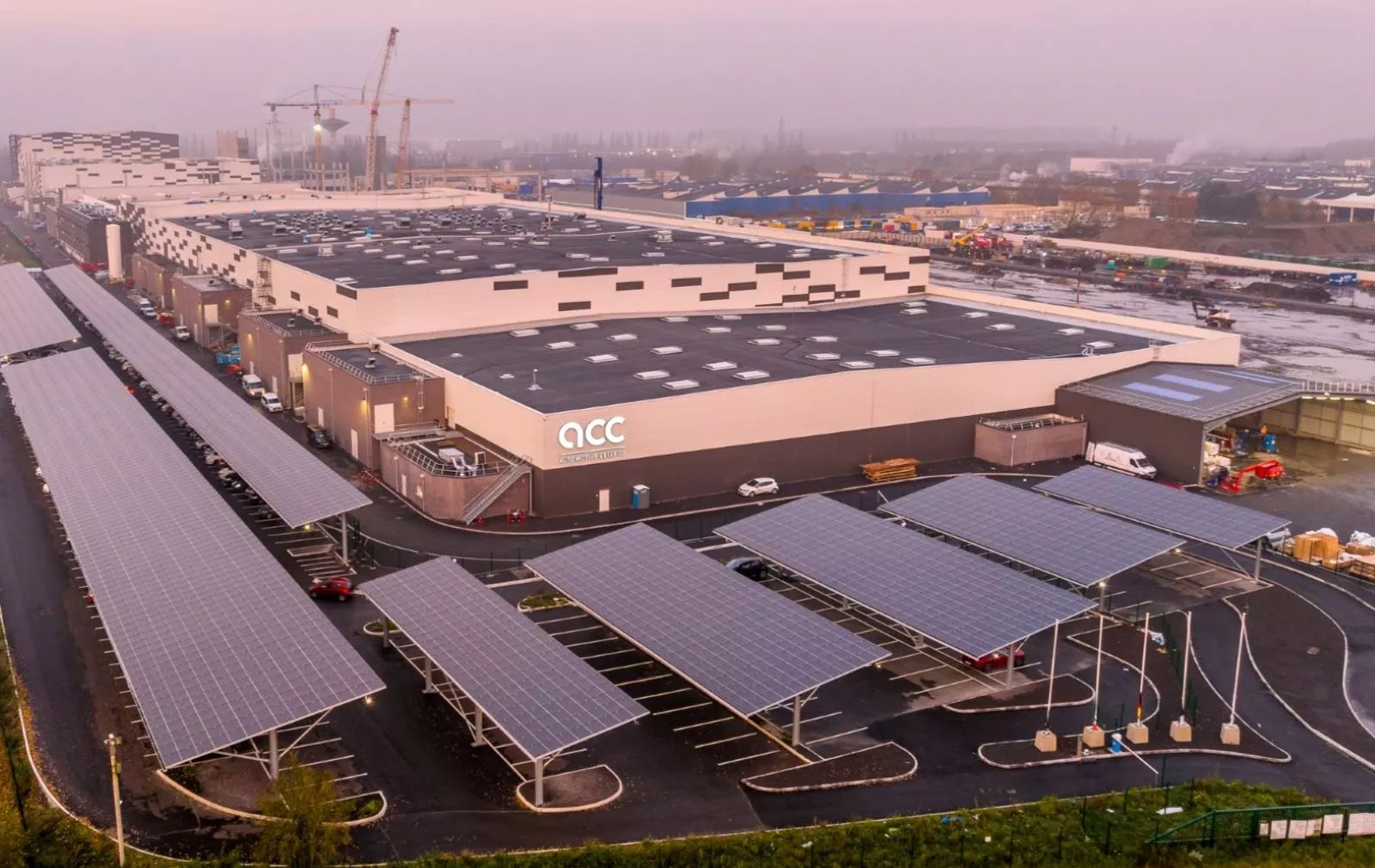 Planta de baterías de ACC en Francia / ACC