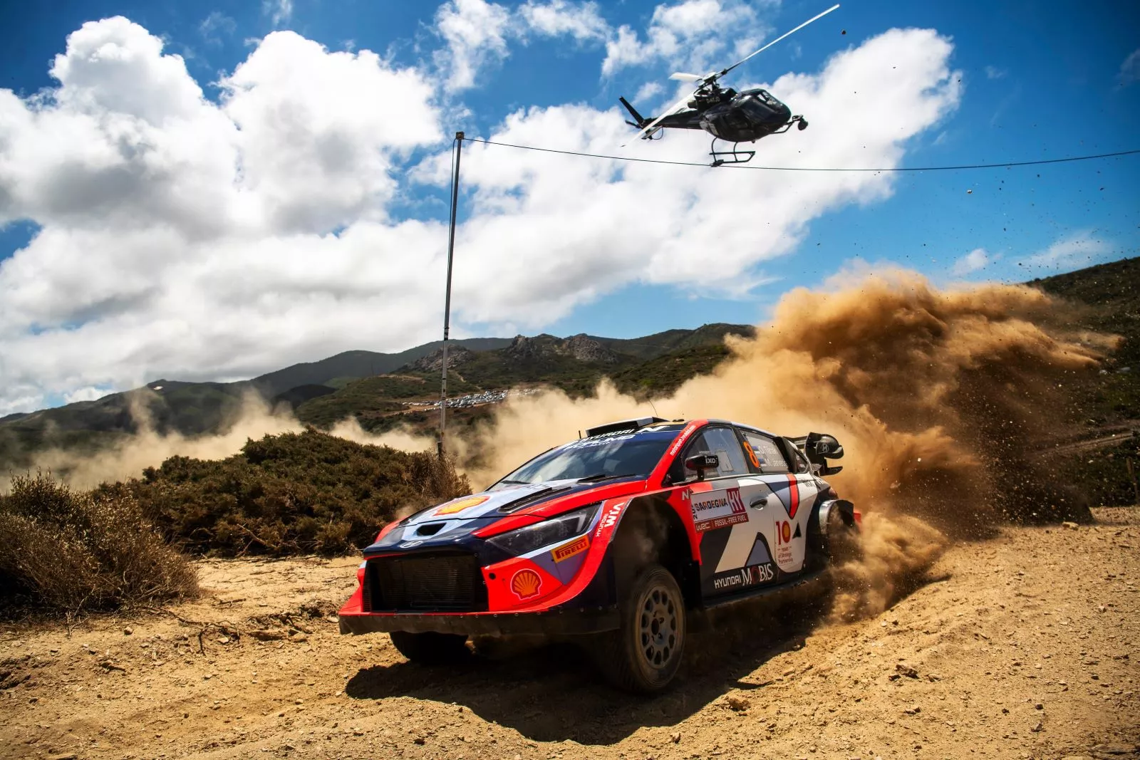 El piloto Tannak en el Rally de Cerdeña / Jaanus Ree / Red Bull Content Pool