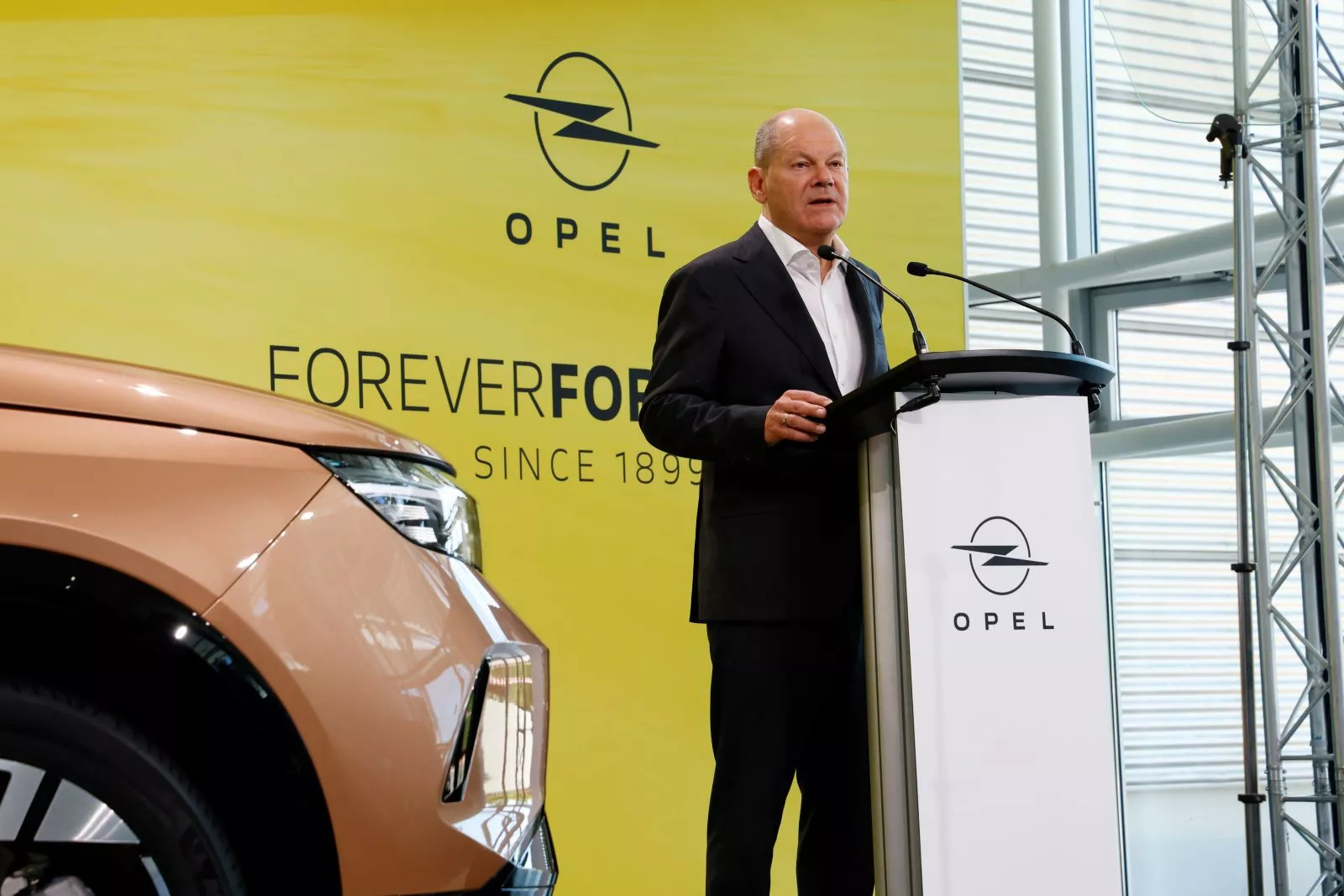 Olaf Scholz en el 125 aniversario de Opel / OPEL