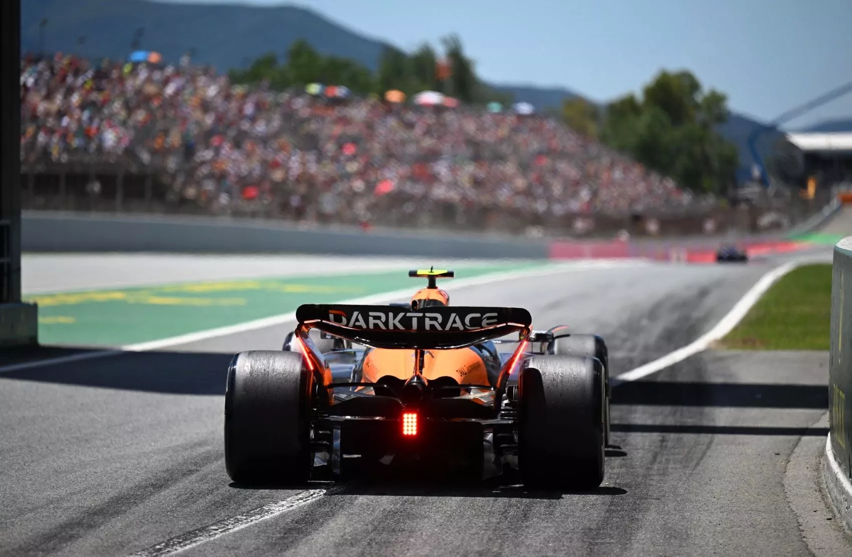 Coche de Lando Norris de McLaren en el Circuit de Barcelona - Catalunya / X MCLAREN Coche de Lando Norris de McLaren en el Circuit de Barcelona - Catalunya / X MCLAREN