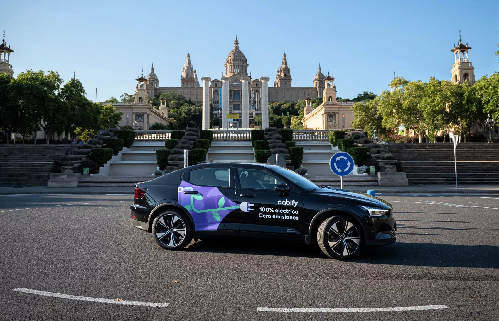 Modelo eléctrico Polestar 2 de la flota de Cabify de Barcelona