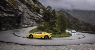 Los Lamborghini Huracán por carreteras italianas Los Lamborghini Huracán por carreteras italianas