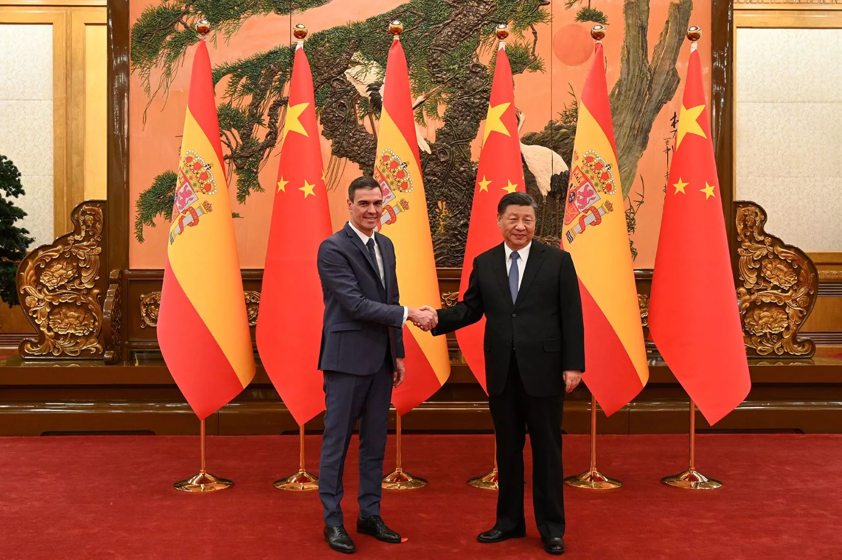 Pedro Sánchez y Xi Jinping en China / LA MONCLOA
