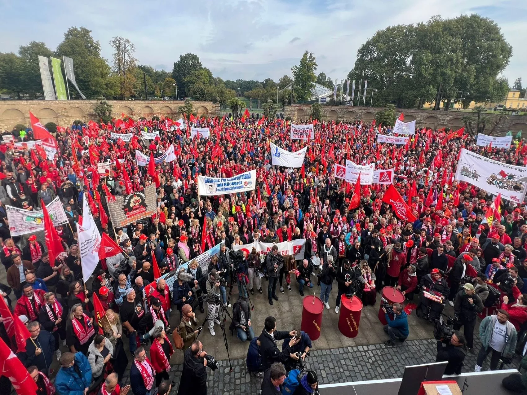 Protesta contra los despidos en Volkswagen / X IG METALL Protesta contra los despidos en Volkswagen / X IG METALL