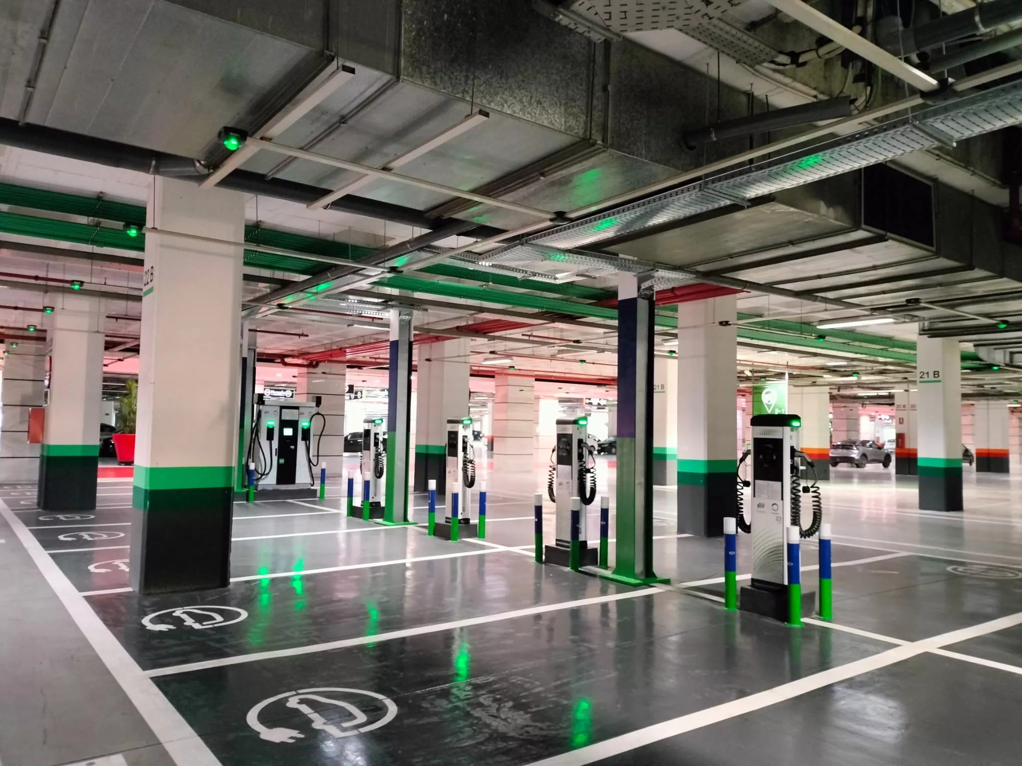 Megahub de recarga eléctrica de Iberdrola y bp Pulse en Granada