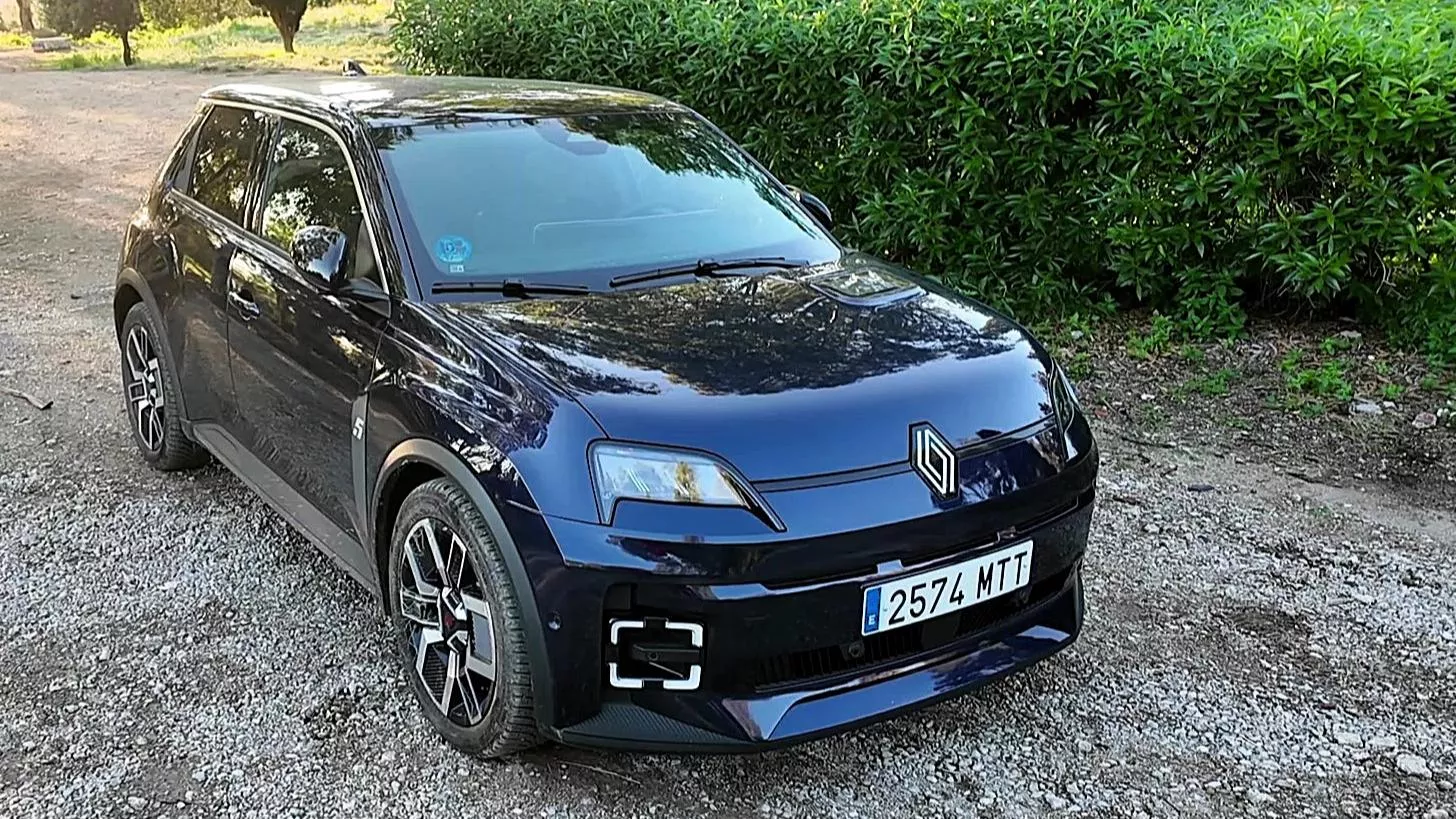 Nuevo Renault 5 en la prueba a fondo de Coche Global / T.F.