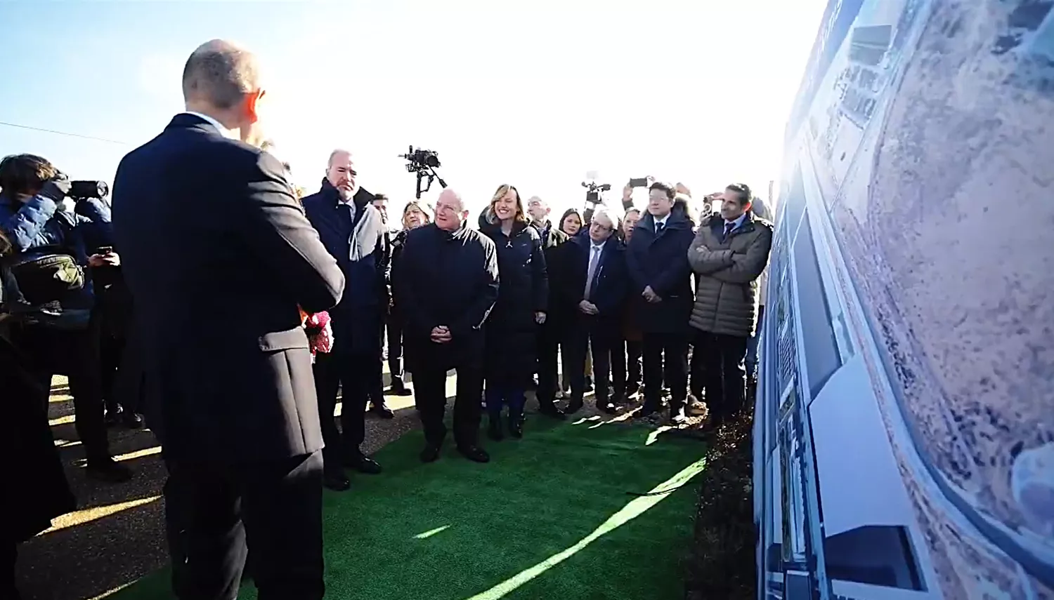 Visita a los terrenos de la planta de baterías de Stellantis y CATL en Zaragoza / X JORDI HEREU Visita a los terrenos de la planta de baterías de Stellantis y CATL en Zaragoza / X JORDI HEREU