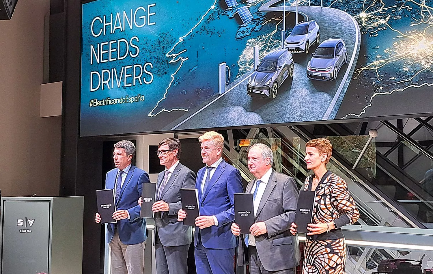 Firma de la Declaración de Casa Seat / T.F.