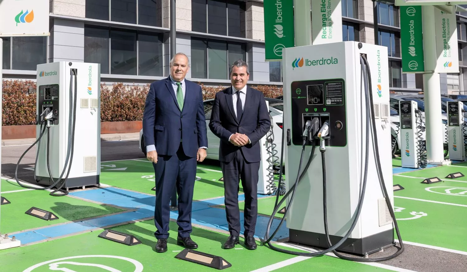 El CEO de Iberdrola España, Mario Ruíz-Tagle, y el presidente de Anfac, Josep Maria Recasens