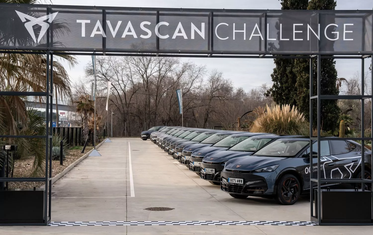 La línea de salida y metal del Cupra Tavascan Challenge
