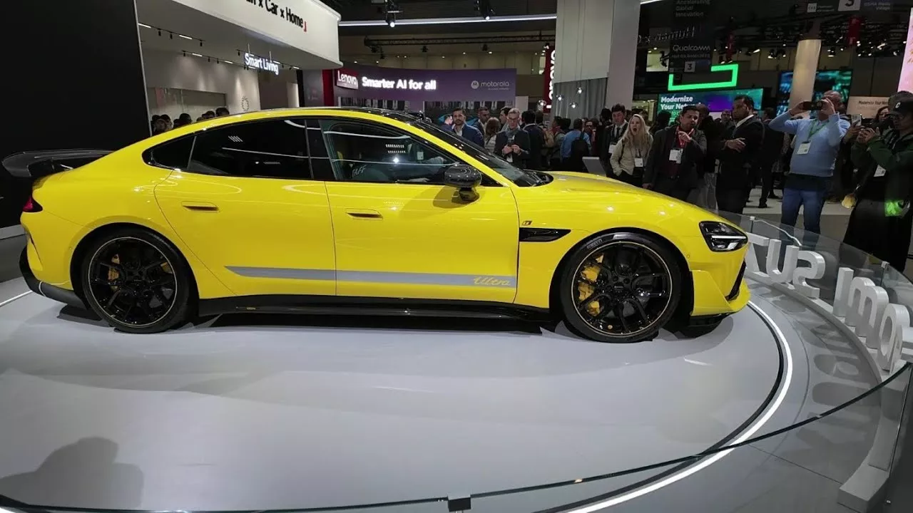 Xiaomi SU7 Ultra en el Mobile