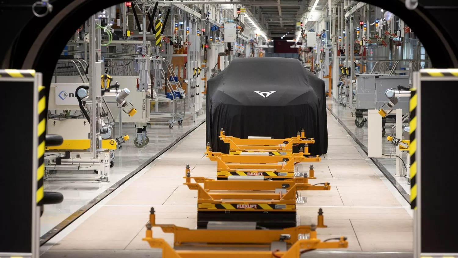 Nueva línea de montaje de los eléctricos Cupra Raval y Volkswagen ID.2