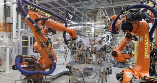 Robots de soldadura de los nuevos eléctricos de Cupra y VW Robots de soldadura de los nuevos eléctricos de Cupra y VW