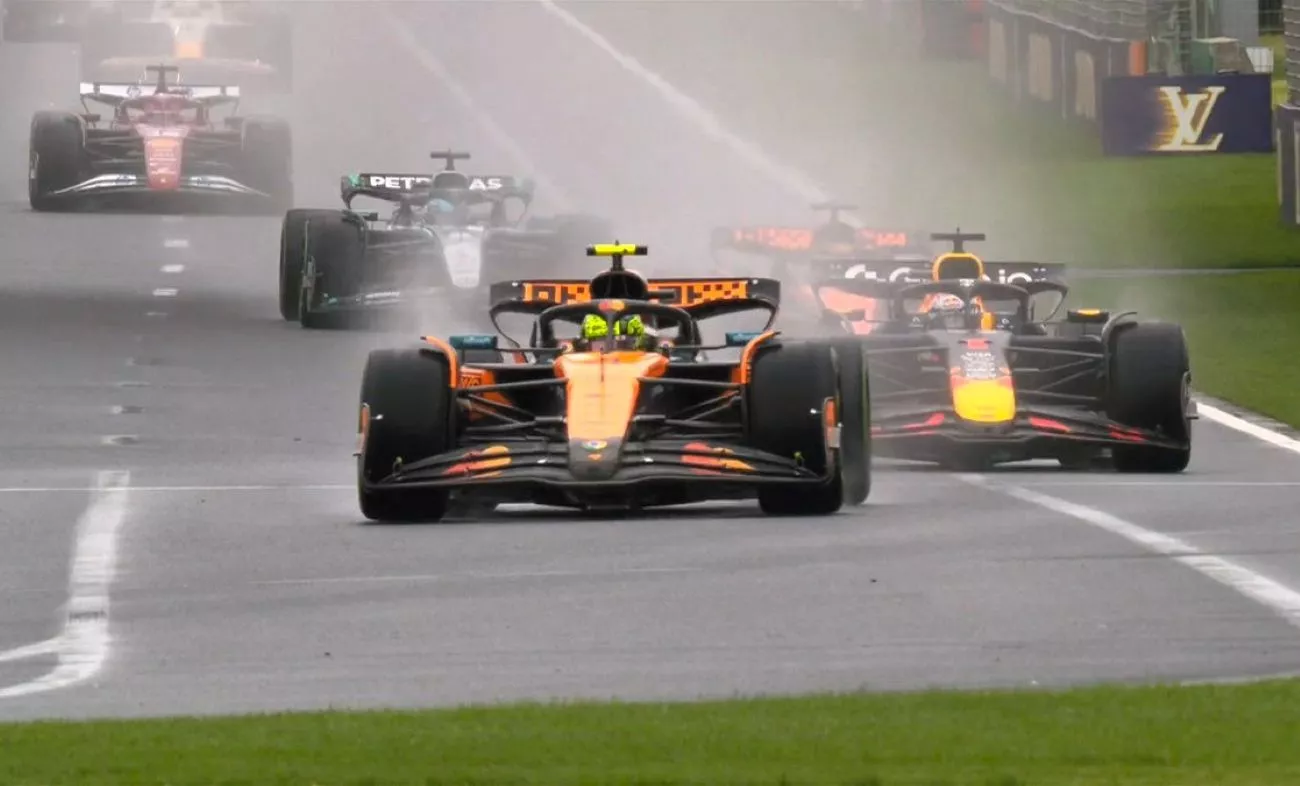 Los McLaren en la cabeza de la carrera de F1 de Australia / X F1 Los McLaren en la cabeza de la carrera de F1 de Australia / X F1
