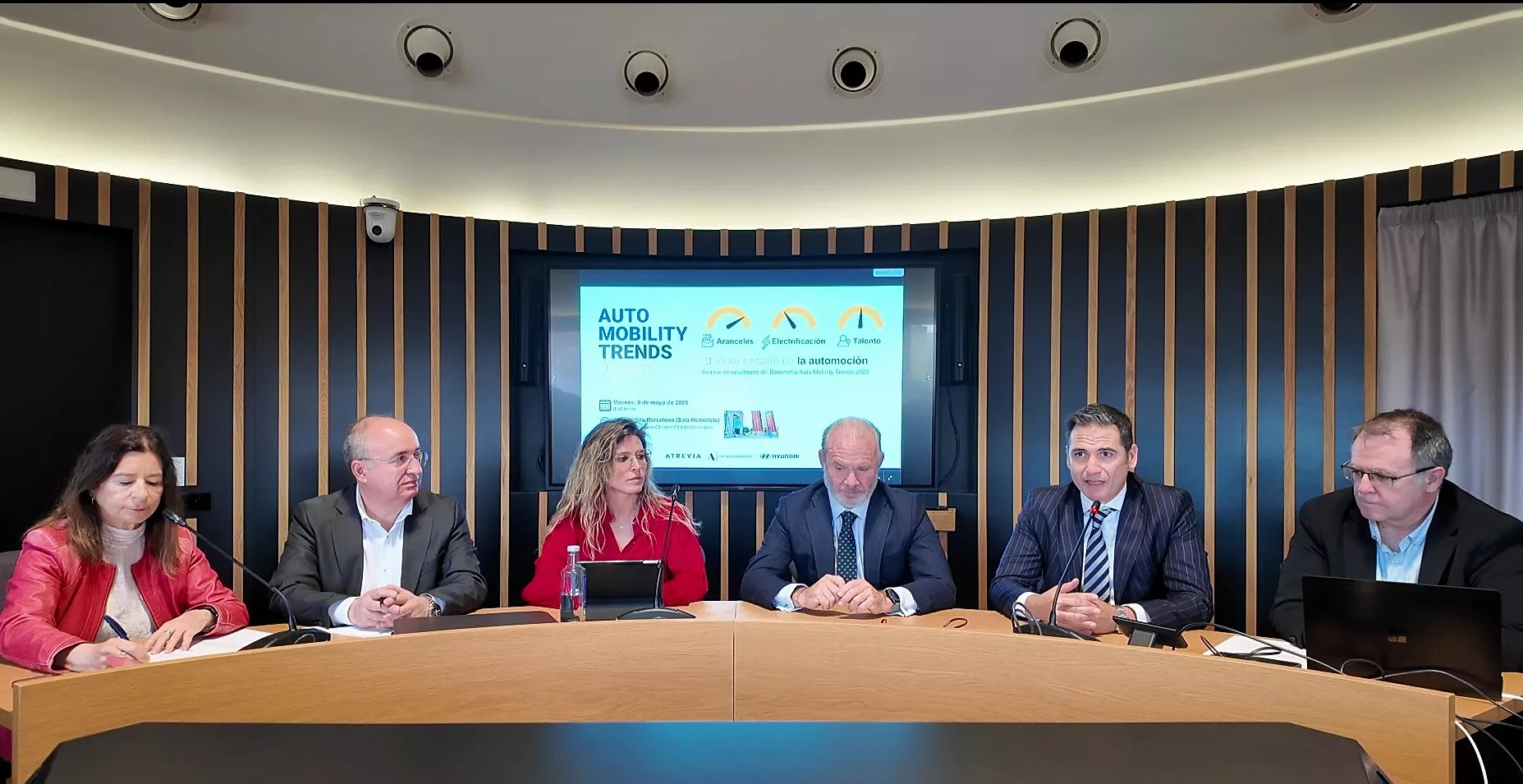 Avance Auto Mobility Trends 2025 de Coche Global