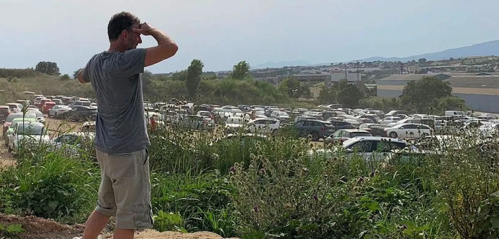 Usuarios desesperados en el párking del Circuit de Montmeló